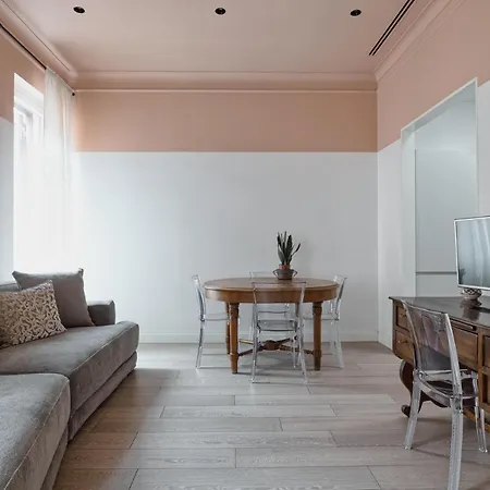 Fontana Di Trevi!! Comfy&elegant 3bedroom 2bath * Roma