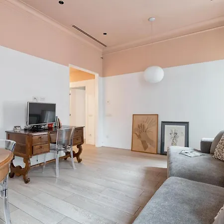 Apartamento Fontana Di Trevi!! Comfy&elegant 3bedroom 2bath Roma