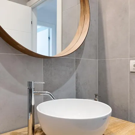 Fontana Di Trevi!! Comfy&elegant 3bedroom 2bath ローマ