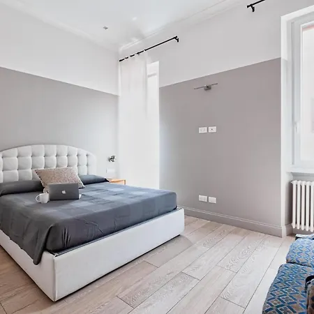 Fontana Di Trevi!! Comfy&elegant 3bedroom 2bath * Roma
