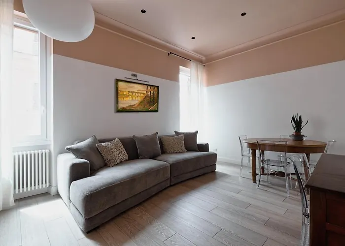 Fontana Di Trevi!! Comfy&elegant 3bedroom 2bath * روما