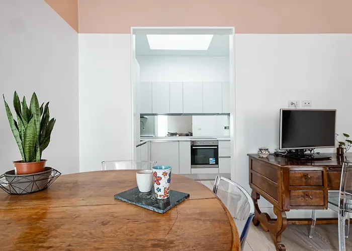 Fontana Di Trevi!! Comfy&elegant 3bedroom 2bath روما