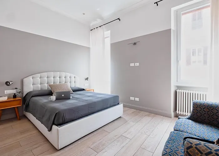 Fontana Di Trevi!! Comfy&elegant 3bedroom 2bath * روما